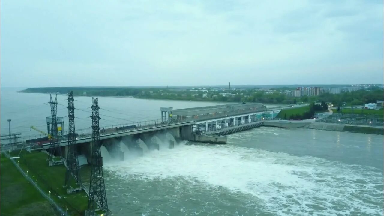Гэс новосибирск фото Novosibirsk hydroelectric power station. Река