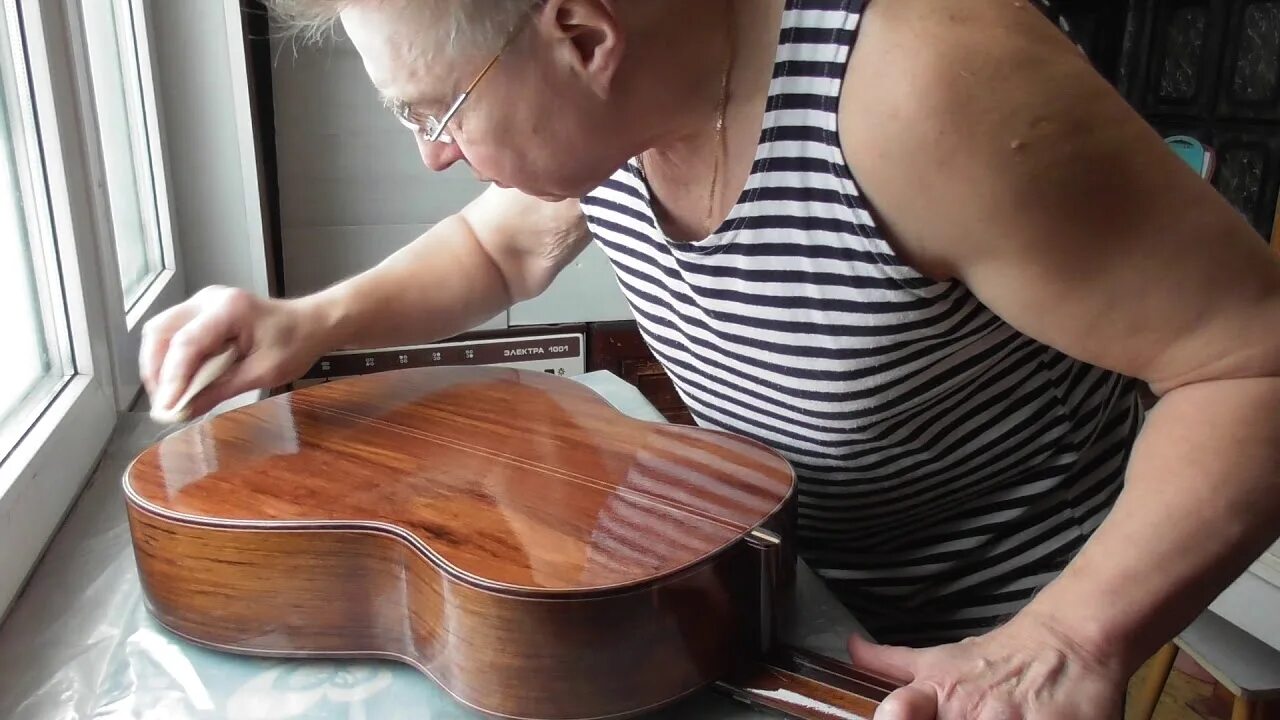 Лакированная гитара. Лакирование электрогитары. лак для акустической гитары. гитара лакированная. масляное/восковое покрытие гитары.