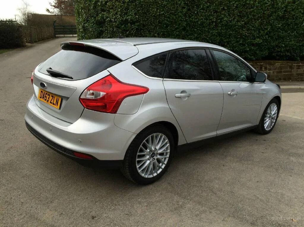 Фокус focus 2015. Форд фокус 3 рестайлинг. Форд фокус 3 15 года. Ford focus 2015 хэтчбек. Форд фокус 3 15 года.