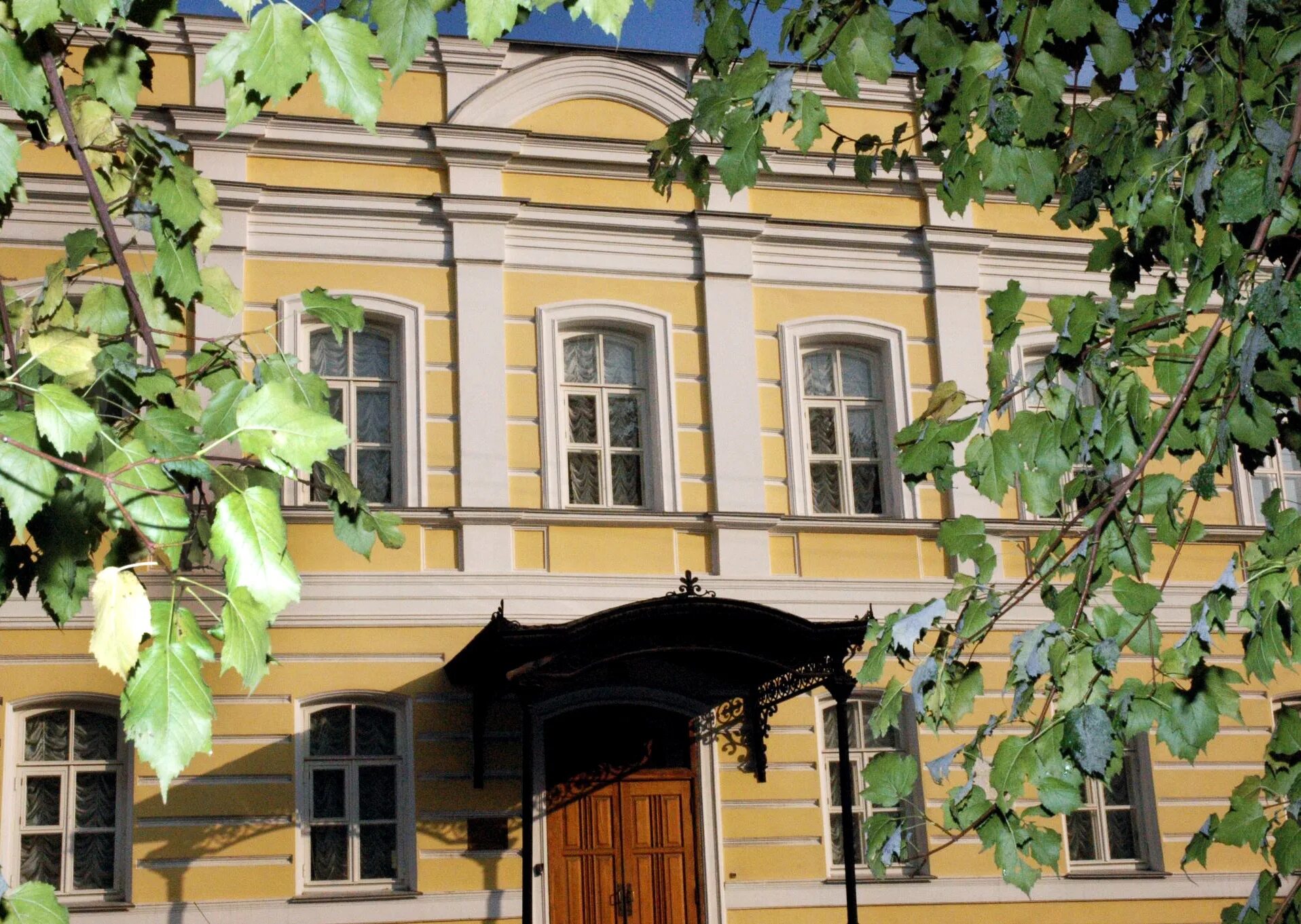 Музей цветаевой борисоглебский переулок. Музей марины цветаевой в москве. Домузи марины цветаевой. Борисоглебский переулок музей марины цветаевой. Дом музей цветаевой.