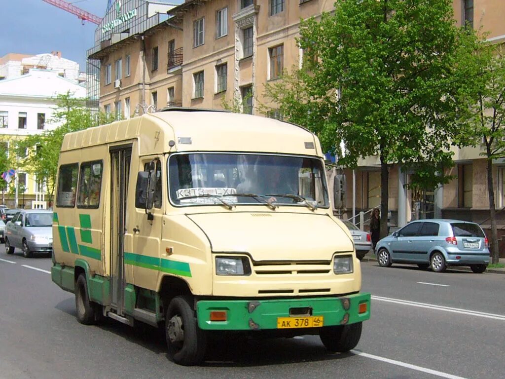Зил 3250. Зил 3250 салон. Автобус зил-3250 бычок. Зил 3250 бычок. Автобус зил-3250 бычок.