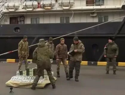 Защитников 13