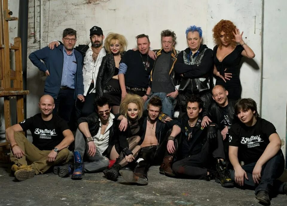 анархия спектакль современник актеры. спектакль анархия современник. анархия спектакль. премьера анархия современник. гарик сукачев спектакль анархия.