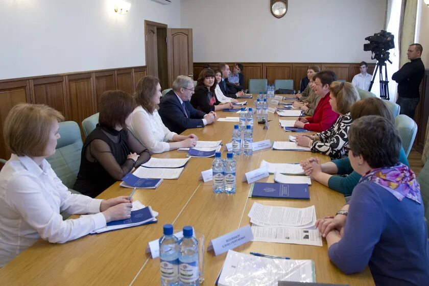 Управление юстиции красноярского края. Минюст красноярского края. Веретенникова наталья александровна. Веретенникова наталья александровна минюст республики алтай. Министр юстиции красноярского края.