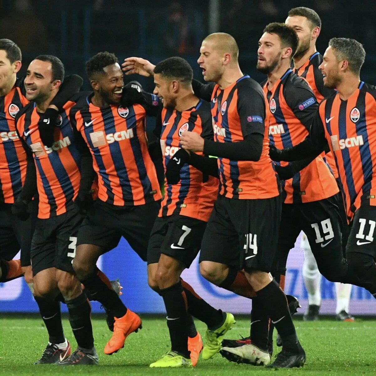 Шахтер донецк 2021. Фк донецкий шахтер. Шахтер донецк команда 2012. Шахтер донецк 2020. Шахтер донецк 2021.