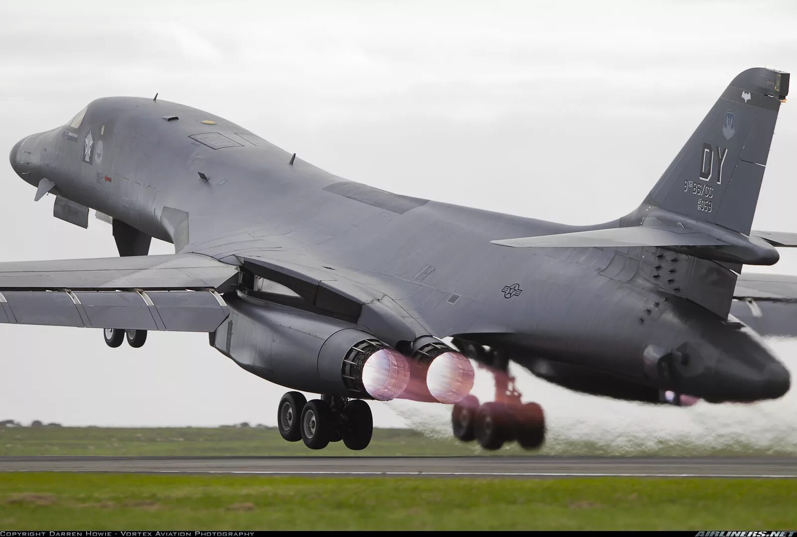 B 1b Lancer самолет. Rockwell b-1 Lancer ВВС США. Б1 Лансер бомбардировщик. B1 Lancer.