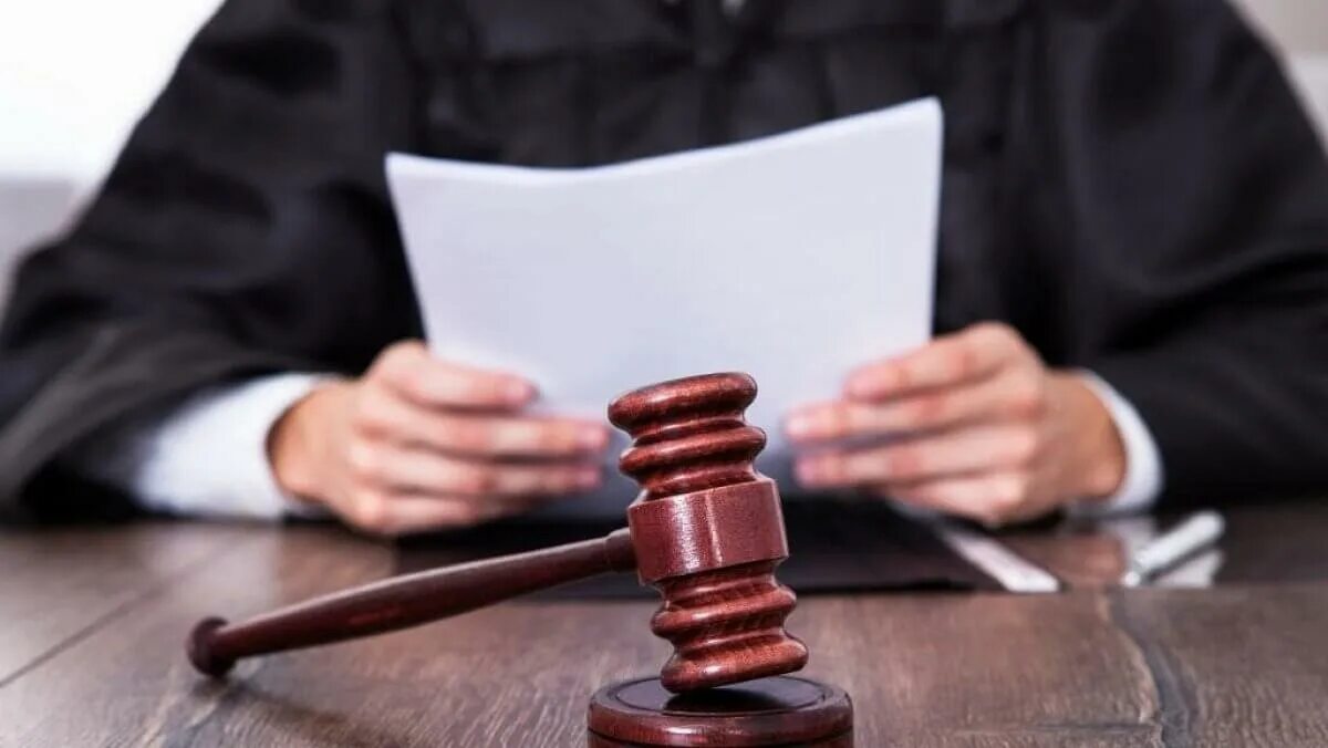Вынесение судьей судьями заведомо