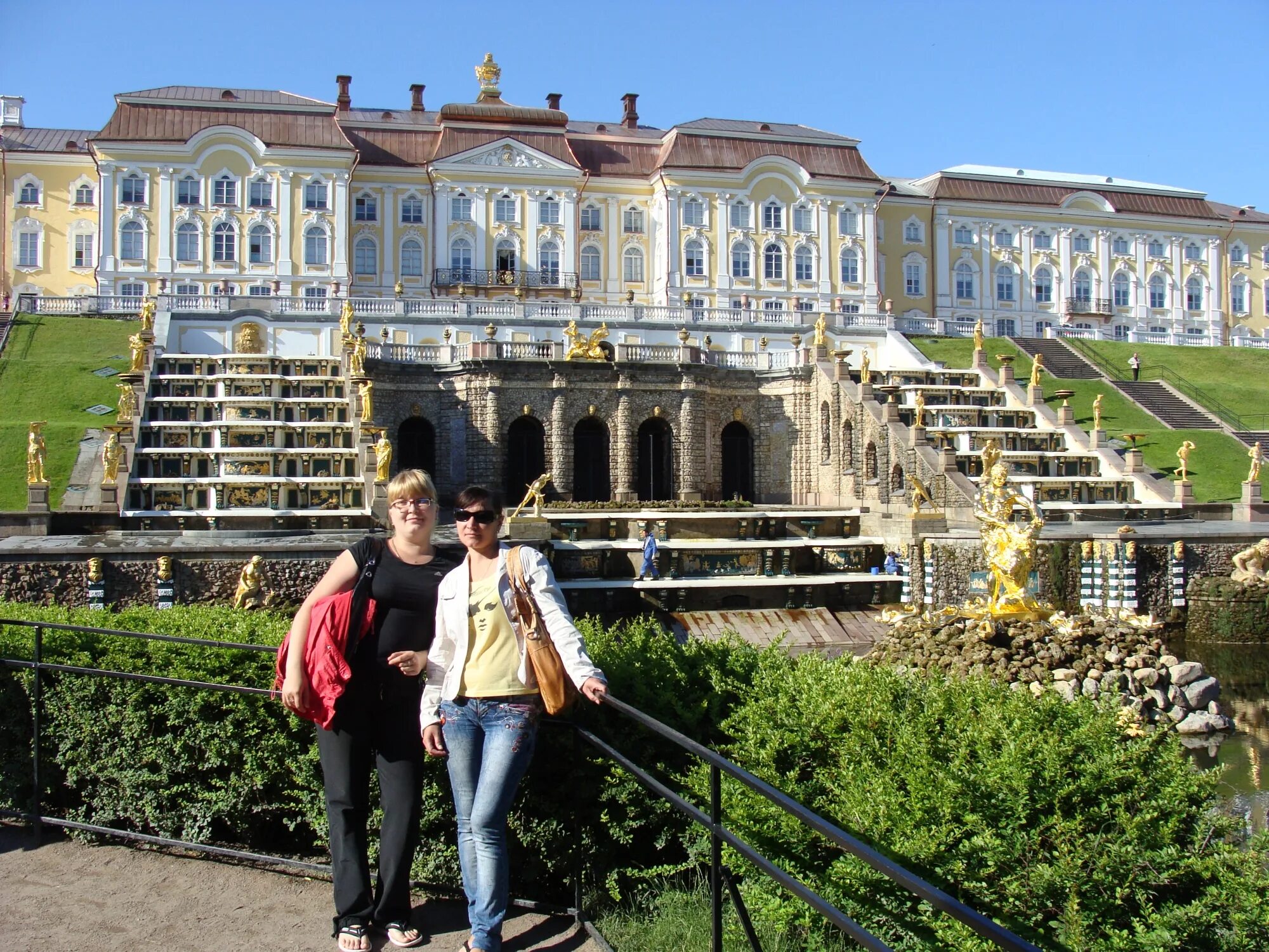 1 спб отзывы. Петергоф (дворцово-парковый ансамбль). Петергоф в Санкт-Петербурге 2023. Петергоф фонтаны 2023. Петергоф 1999 год.