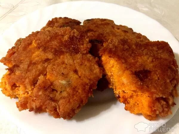 Икра рыбная жареная. Жареная икра. Как вкусно пожарить икру карася. Вкуснейшие котлетки из икры карася. Котлеты из икры карася.