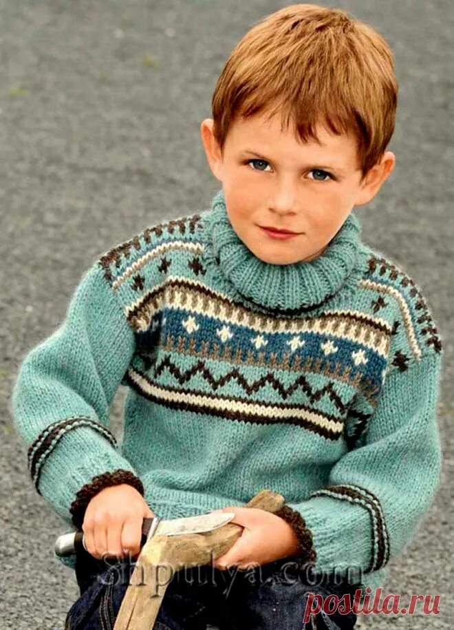 Вязание мальчикам 4 года. Джемпер для мальчика. Джемпер для мальчика спицами. Вязаный свитер для мальчика. Детский свитер для мальчика.
