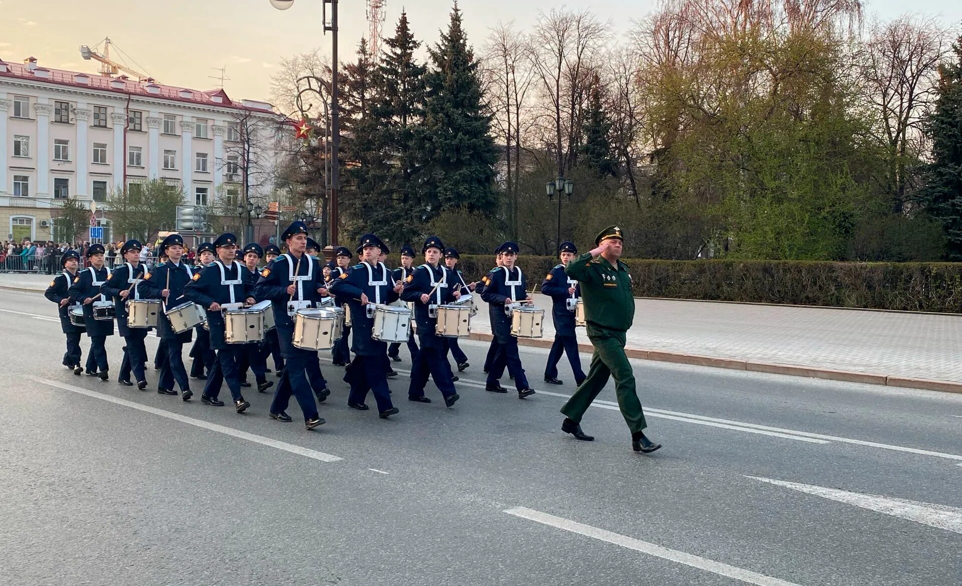 Парад Победы Тюмень. День Победы парад. Репетиции парада Тюмень. Парад Победы 2019 Тюмень. Мероприятие 9 мая 2023