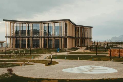 Академия креативных индустрий