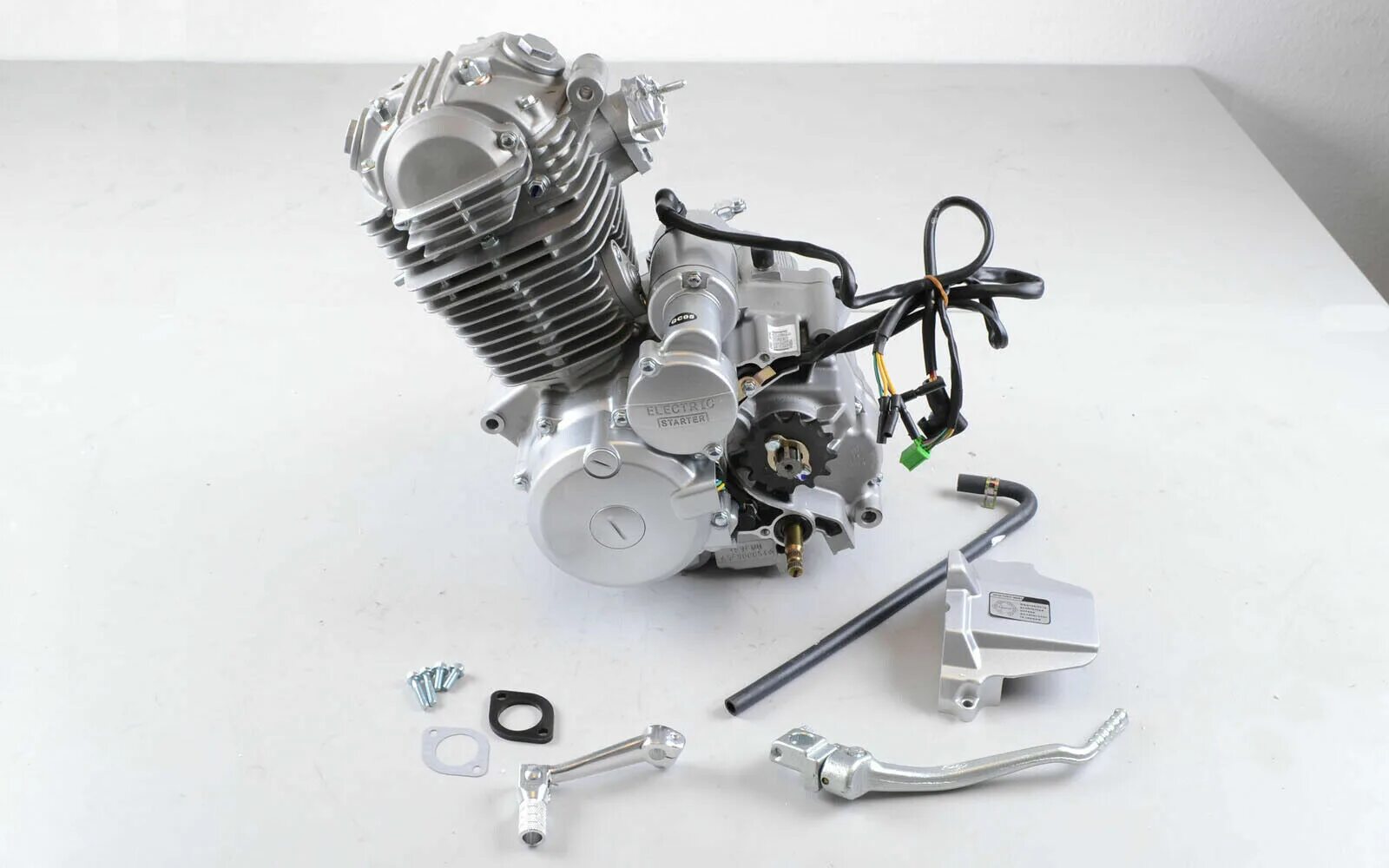 Мотор 250 кубов эндуро. Зонгшен 169fmm. мотор zongshen 169fmm. двигатель zs 169 fmm. мотор зонгшен 169 fmm.