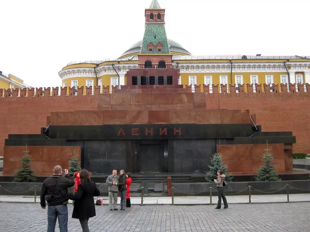 Автор мавзолея ленина. Мавзолей в.и Ленина на красной площади в Москве. Мавзолей Ленина мавзолеи. Мавзолей Ленина в Москве.