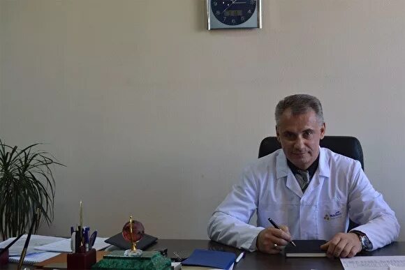 Главный врач каменск уральский. Городская больница 2 каменск-уральский. Городская больница 2 каменск-уральский. Главный врач каменск уральский. Соловьев главный врач каменск уральский.