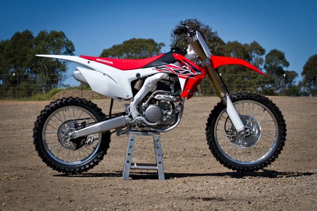 Хонда crf купить. Honda crf250r 2015. Honda CRF 250. Хонда ЦРФ 250 Р. Honda crf450x.