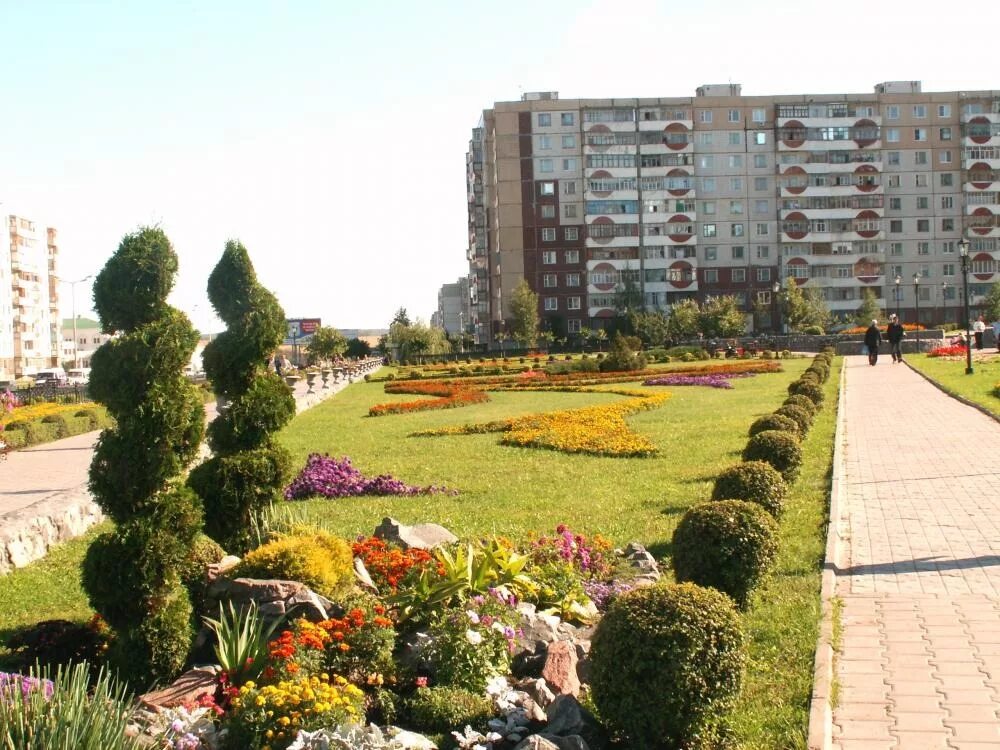 Участок 9 старый оскол. Микрорайон королева старый оскол. парк на королева старый оскол. старый оскол микрорайон старая мельница. старый оскол набережная старая мельница.
