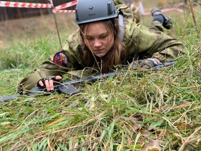 Отряд на военную тему