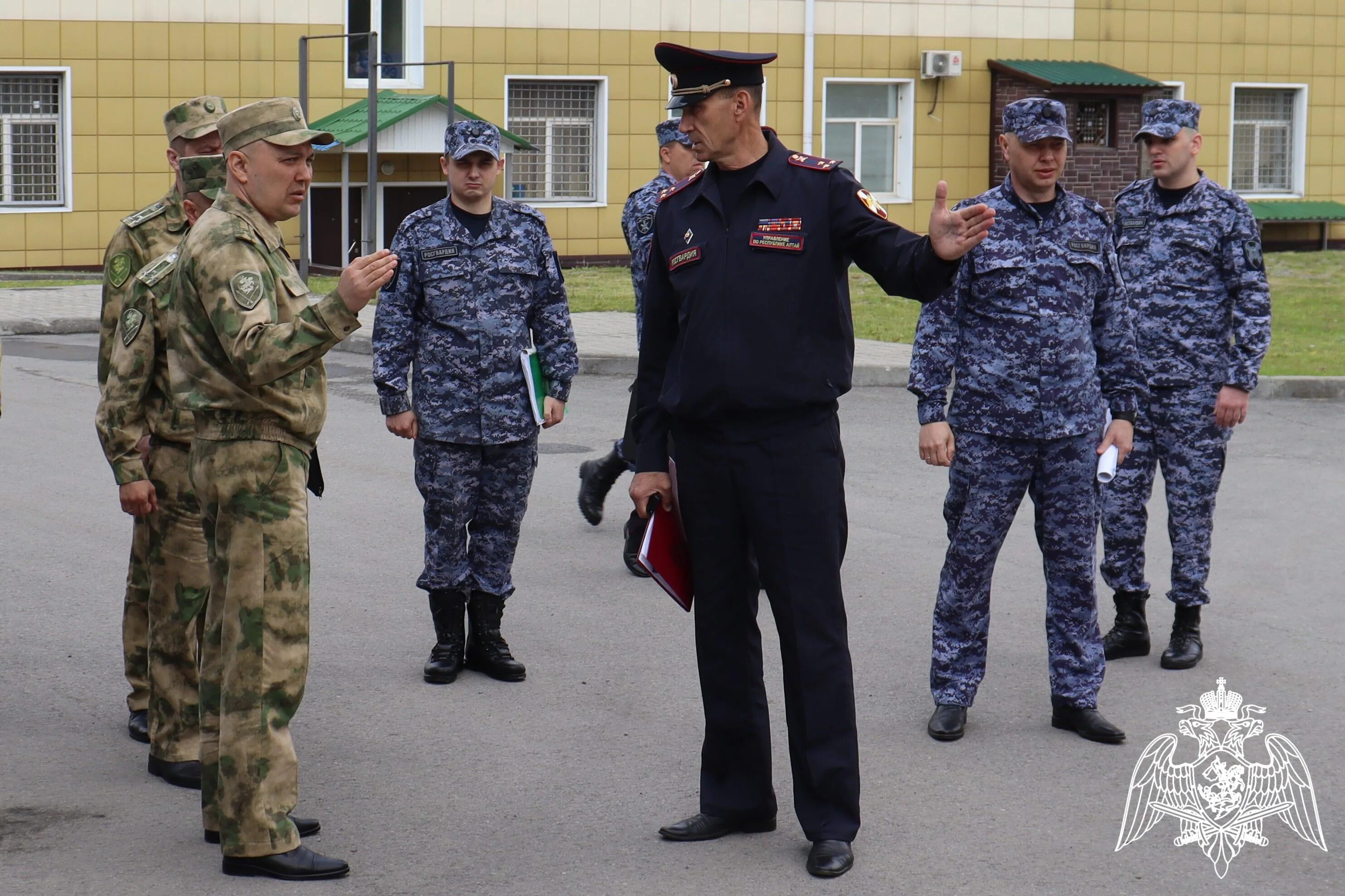 Росгвардия охрана. Росгвардия Сибирский округ. Сибирский округ войск национальной гвардии РФ. Росгвардия вневедомственная охрана.