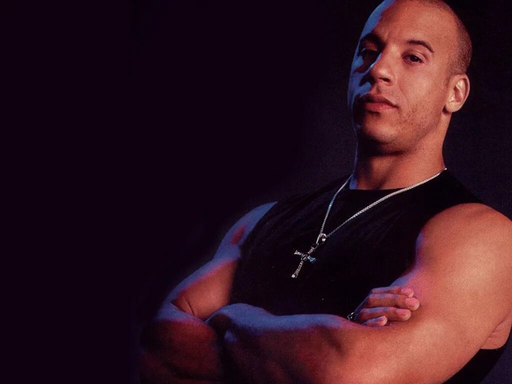 Vin diesel песня. Доминик Торетто. Доминик Торетто фото. Доминик Торетто крест. Доминик Торетто семья.