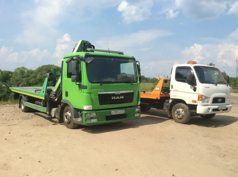 Ооо сервис-транс вологда. Грузовой эвакуатор volvo. Эвакуатор валдай. Эвакуатор валдай. Грузовой эвакуатор вологда.