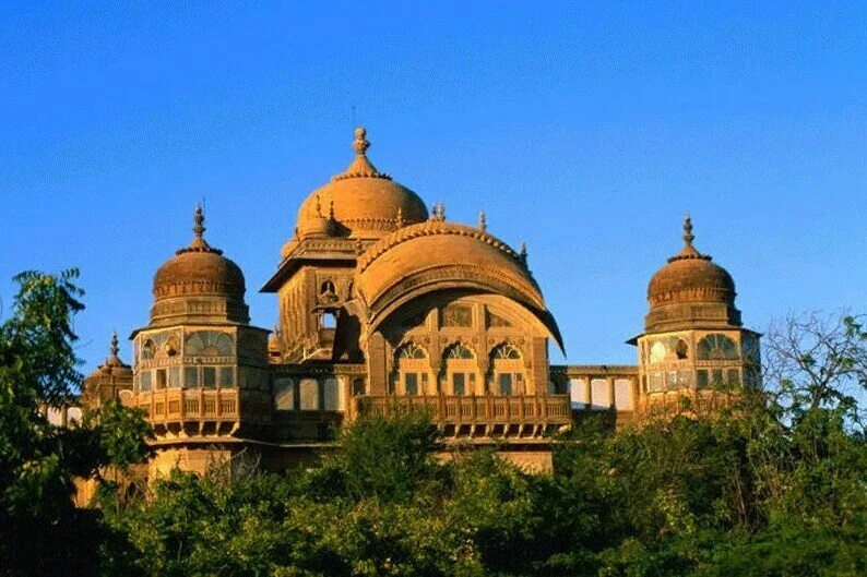 Путешествие в индию. Святой город ришикеш. Хава-махал джайпур. Тадж махал туристы. Штат мадхья-прадеш.