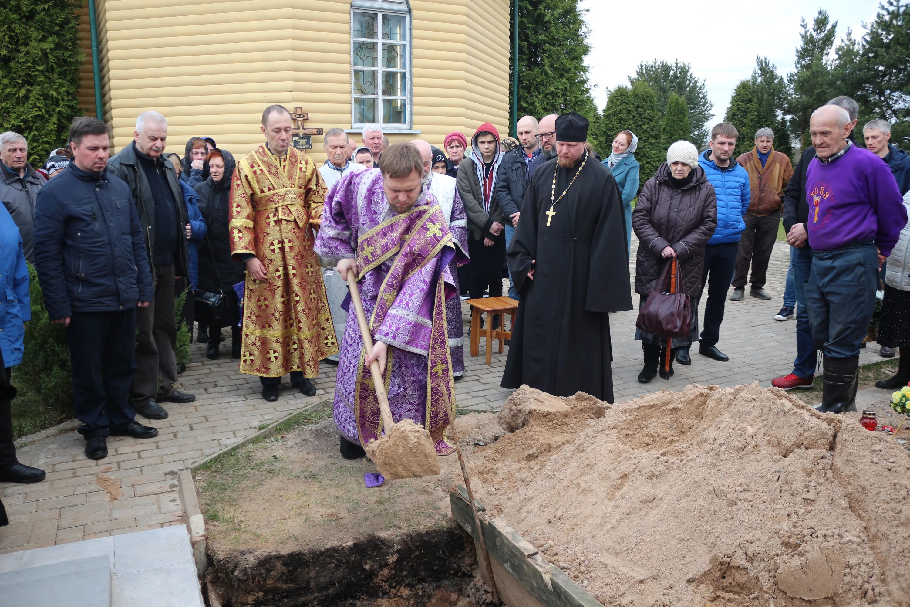 Погода новосокольники на 10 дней псковской области. Д Иваново Великолукский район. Деревня Иваново Великолукский район. Мэр Новосокольники. Великолукский район Новосокольники школа.