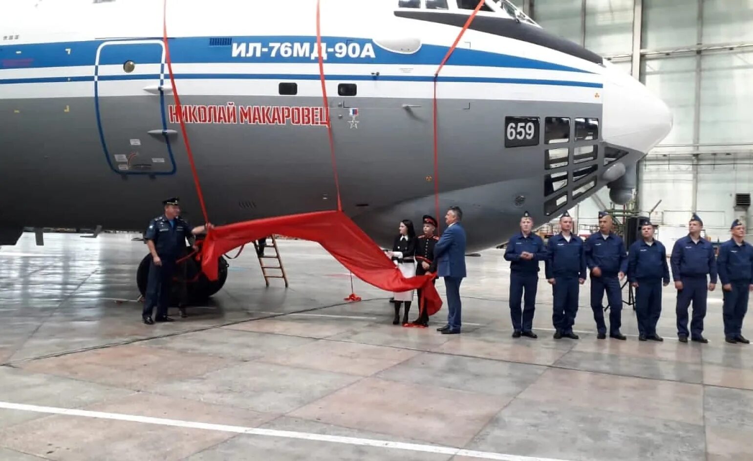 ил-476 кабина. ил-76мд-90а кабина. первая дата полета самолета ил 76мд 90а. ил-76мд-90а взлет. первая дата полета самолета ил 76мд 90а.