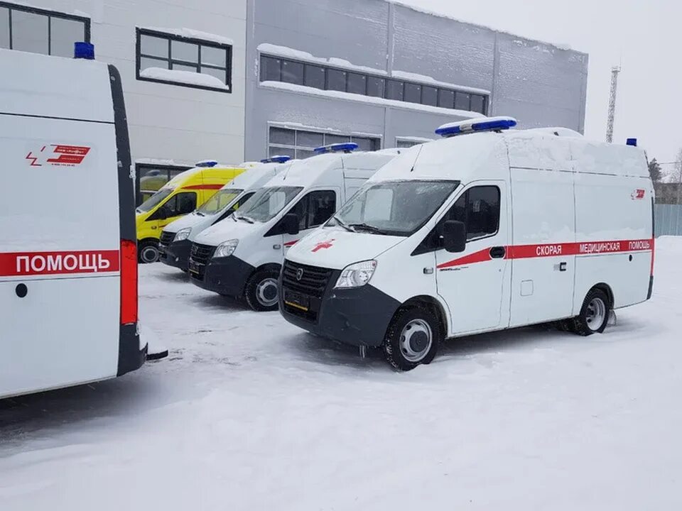 Скорая нефтеюганск. Станция скорой помощи ханты-мансийск. Скорая нижневартовск. Станция скорой помощи ханты. Неотложка машина.