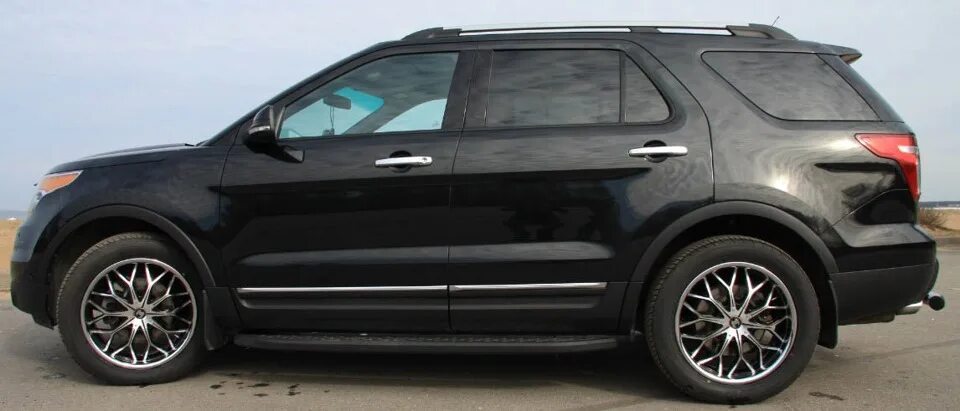 Диски эксплорер. Диски ford explorer r20. форд эксплорер диски r20. ford explorer r22. ford explorer r20.