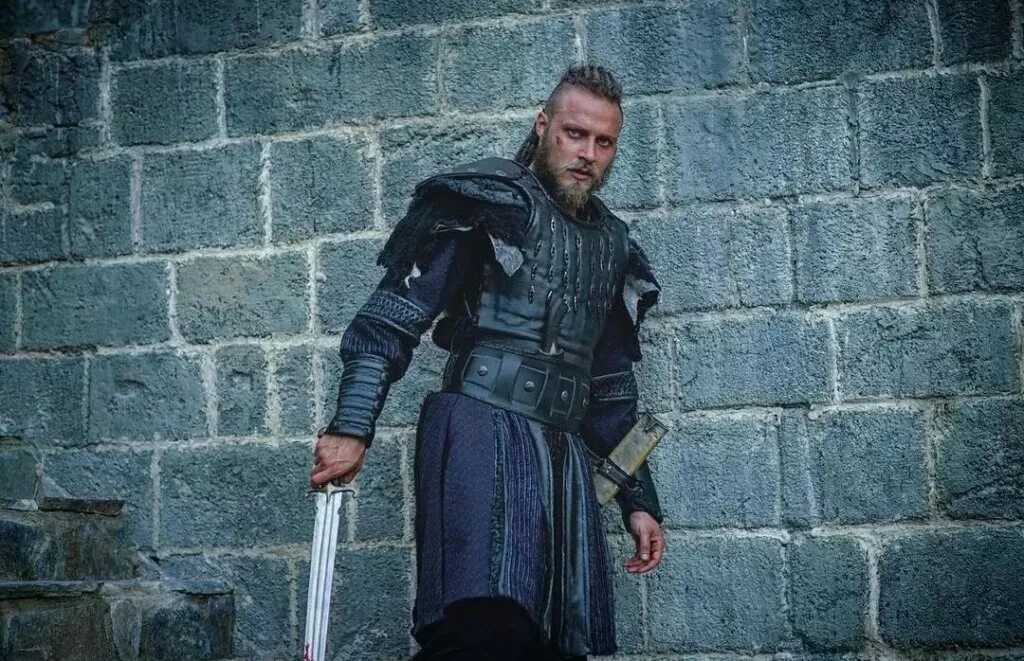 Гектук из османа. Основание осман гектук. Осман турецкий сериал гектук. Бурак челик основание осман. Гектук из османа.