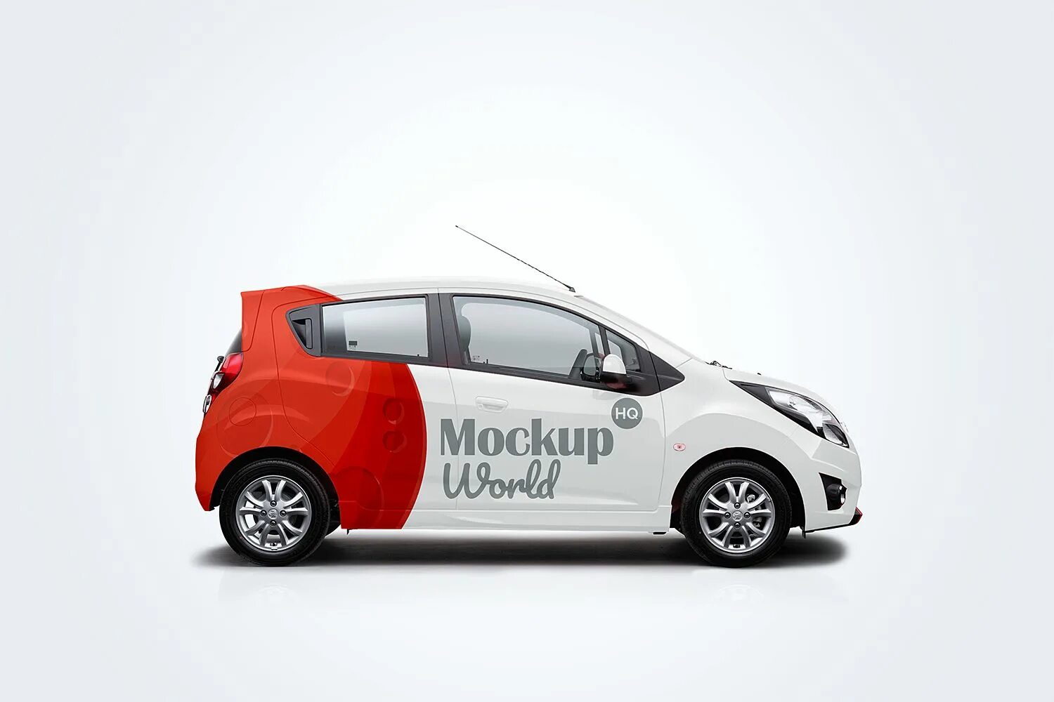 Заказать доставку машину. Chevrolet Spark Mockup. Daewoo Matiz мокап. Автомобиль доставки. Брендинг машины.