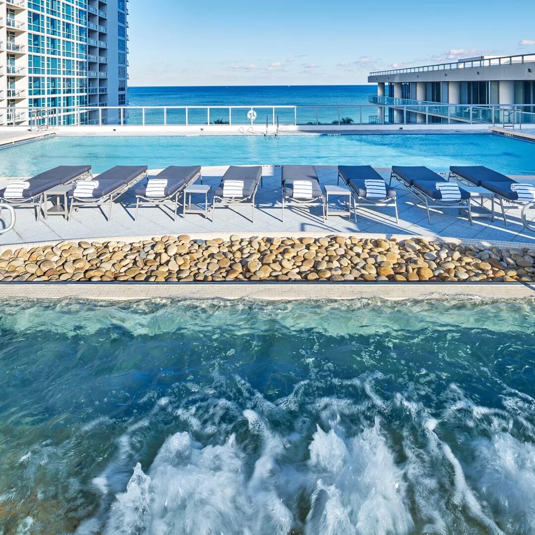 St regis spa. Atlantic pool бухара. Miami spa. Гавайи майами аквапарк. Spa mayami.