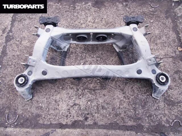 Задний подрамник jzx100. Передний подрамник jzx100. Распорка подрамника jzx90. Задний подрамник jzx90. Подрамник jzx100.