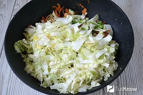 Пекинская капуста на сковороде