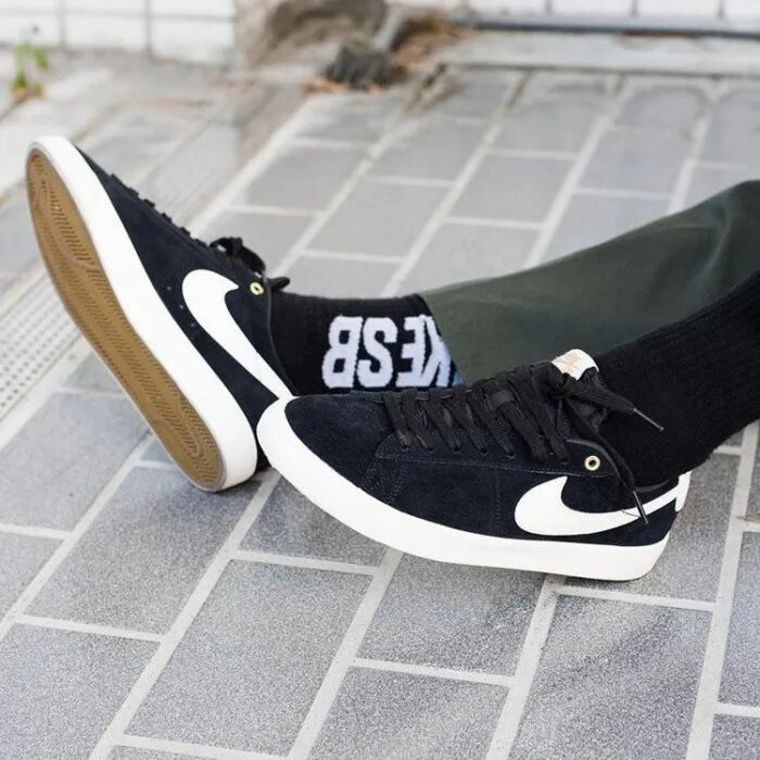 Кроссовки для скейта. Nike Skateboarding кеды. Nike SB Skateboarding кеды. Кроссовки Nike SB Blazer Low gt Black/Sail. Кеды Nike SB Low.