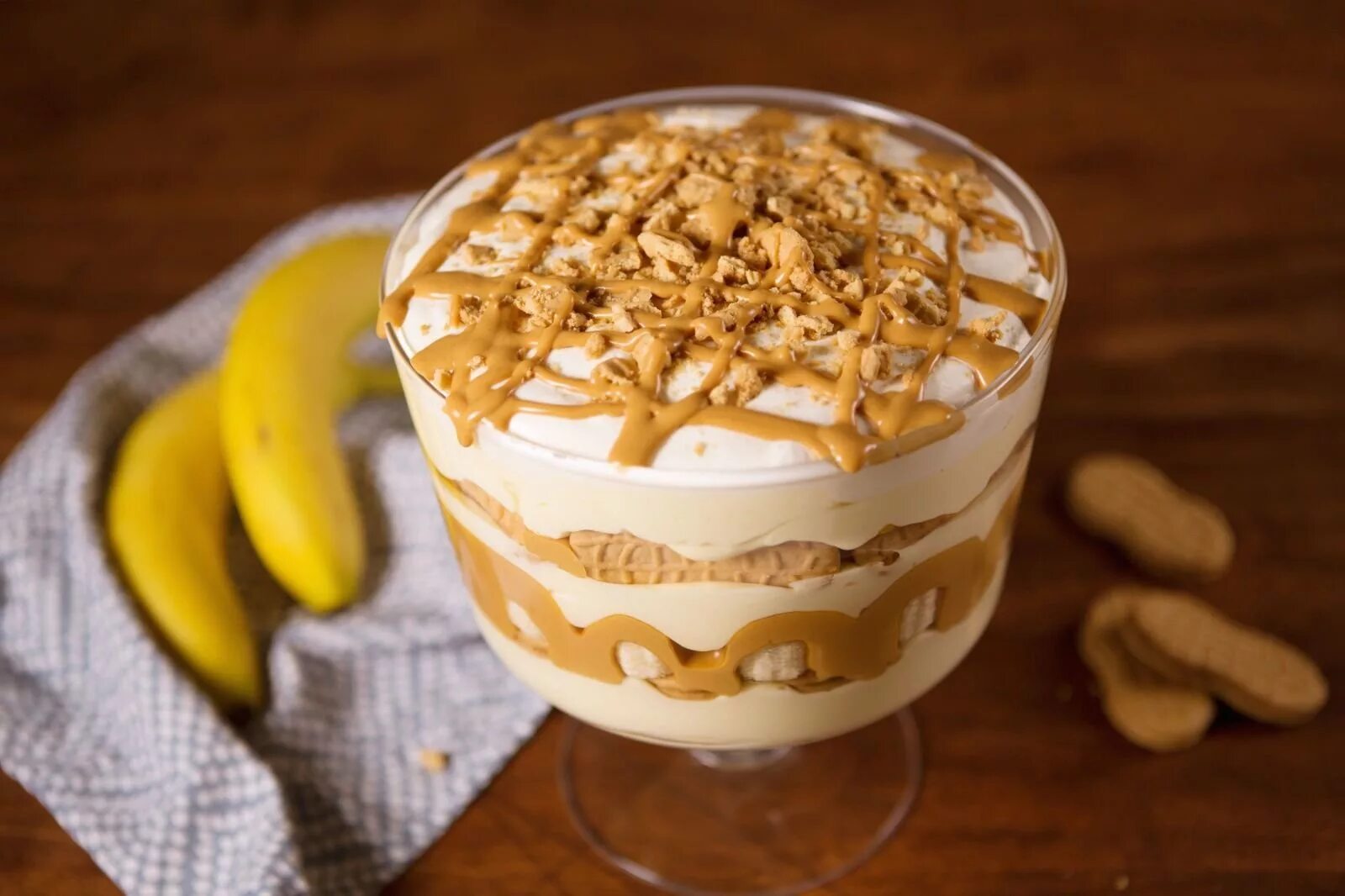 Банановый пудинг Banana Pudding. Сливочный банановый крем. Арахисовый Трайфл. Банановый Трайфл.