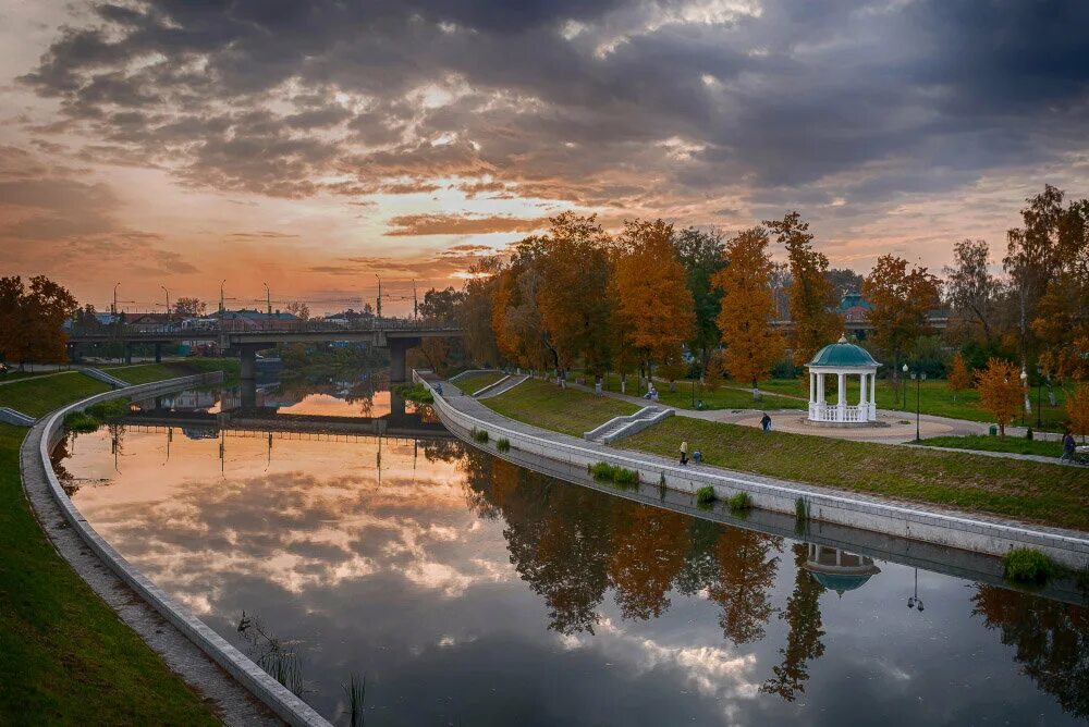 Орёл город. Гордые Орлы. Орел в городе Орел. Картинки города орла