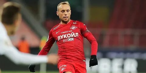 Глушакова футболист