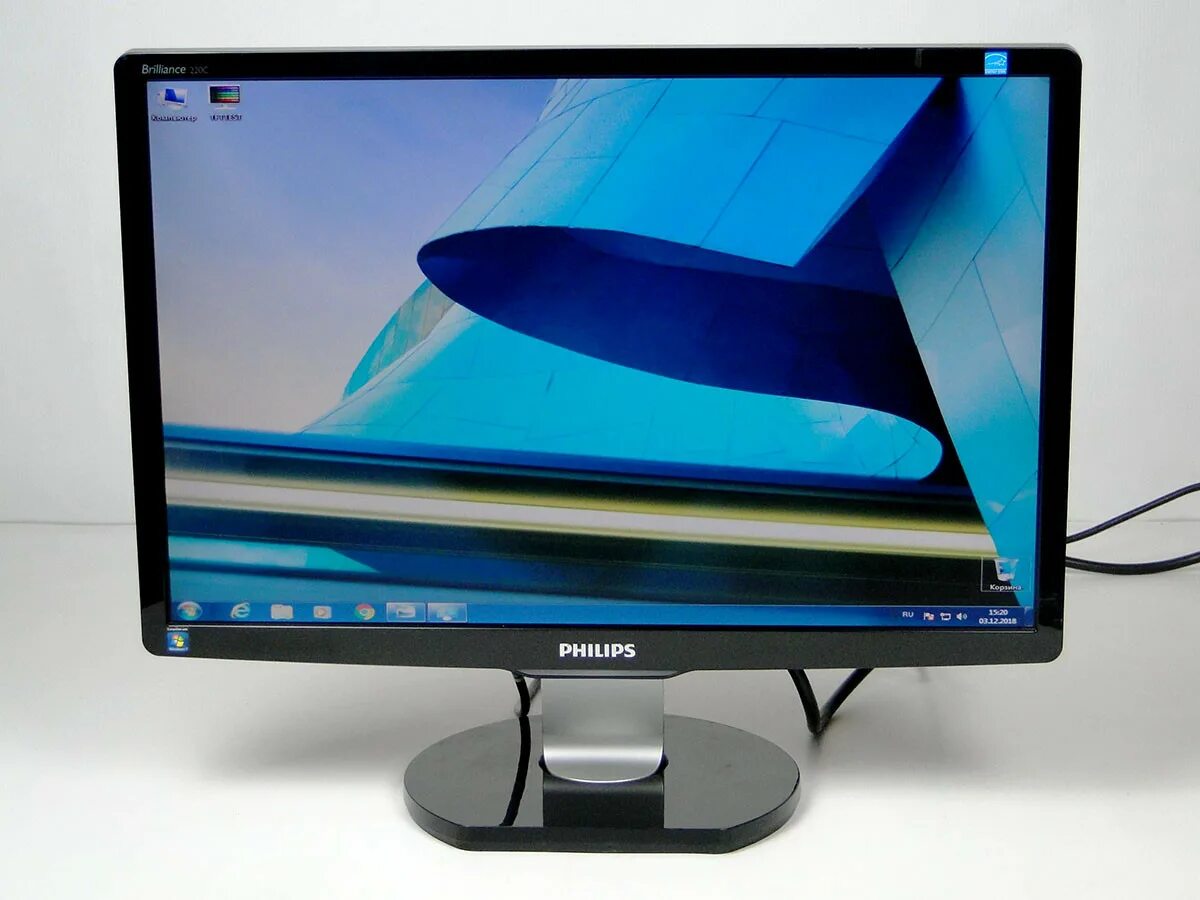 Монитор Филипс 22. Philips 220c1. Монитор Philips Brilliance 220c. Монитор 20fw дюймов Philips.