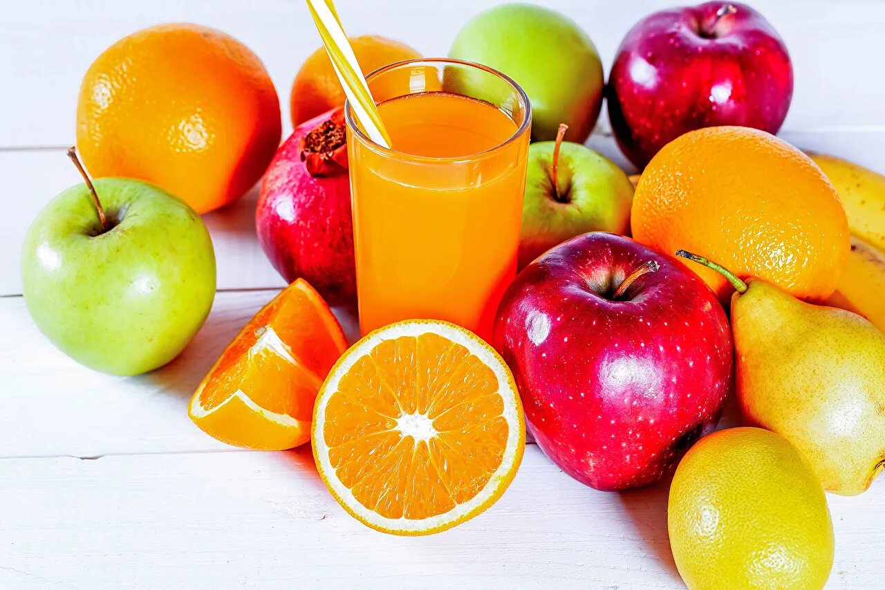 4 яблоко сок. Apelsin limon сок. сок мультифрукт апельсиновый. сок фреш фрут. яблоко и апельсин.