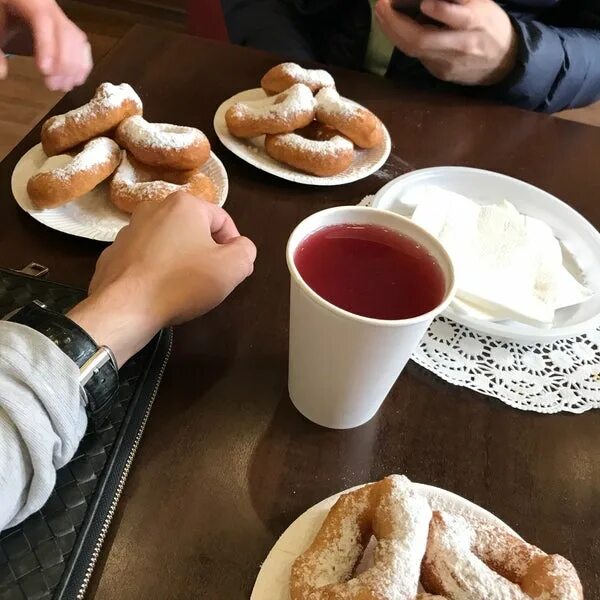 Пышечная цены. Ленинградская пышечная. Пышечная Ленинград Желябова. Пышечная в Питере. Ленинградские пышки кафе.