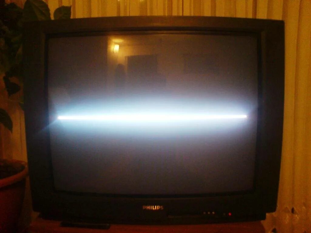 Телевизор есть полосы. Телевизор Samsung кинескопный CK-5039. ЭЛТ-телевизор Toshiba 21cs1r. Телевизор Ролсен ЭЛТ кинескопный. Телевизор Рубин 21 дюйм кинескопный.