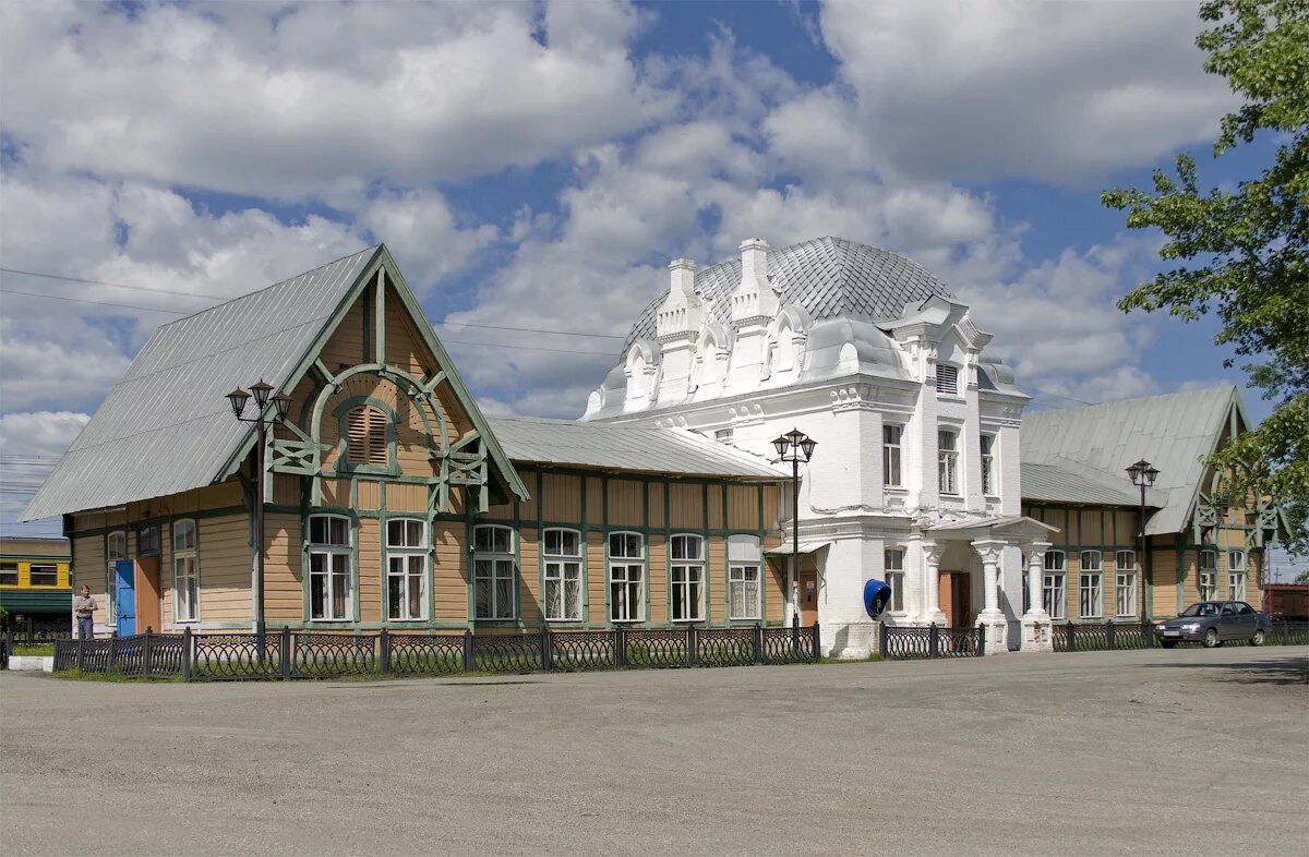 Верхотурье панорама. Ямская слобода верхотурье. Крестовоздвиженский собор верхотурье. Духовная столица урала верхотурье. Верхотурье улица.