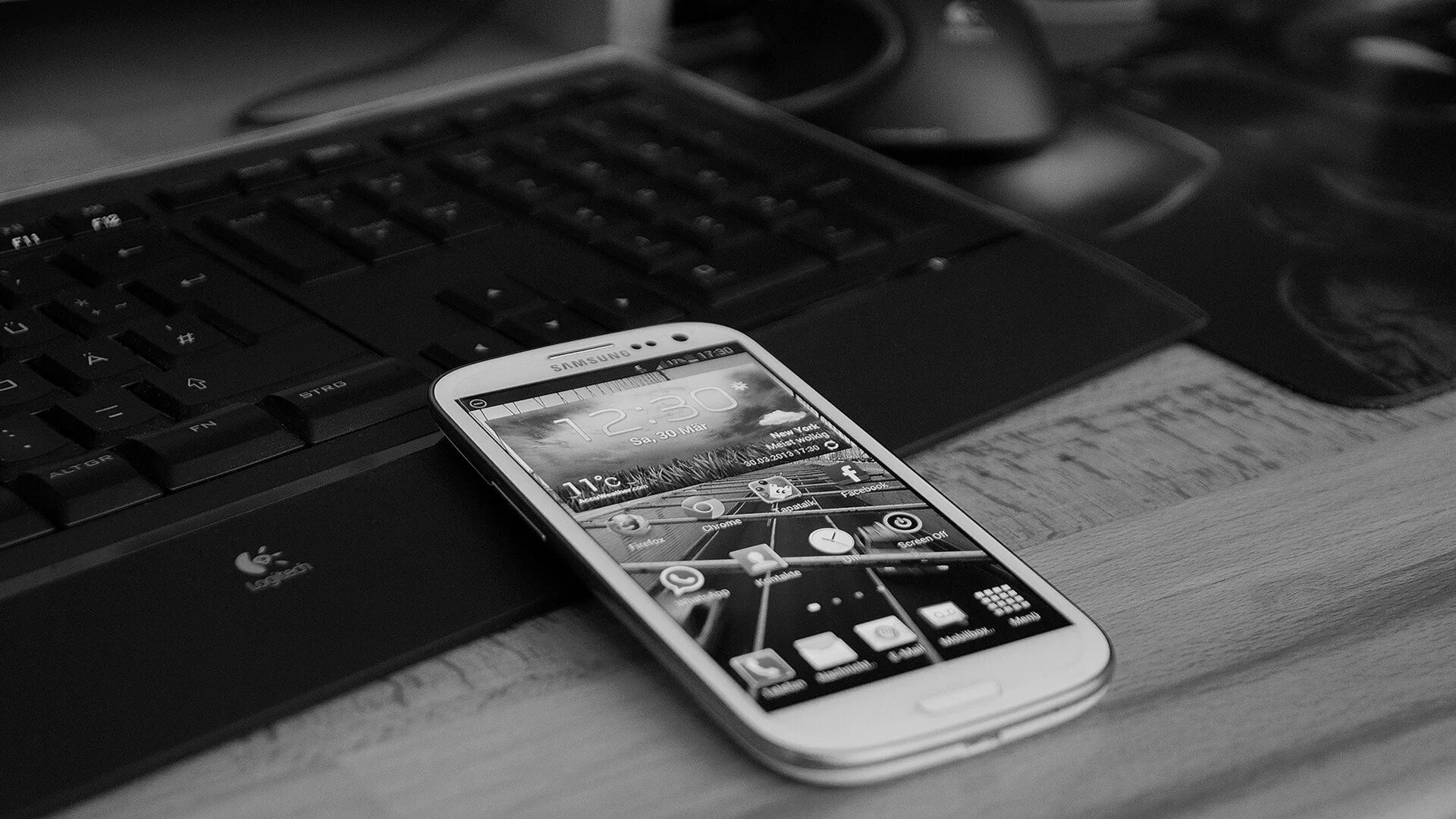 Обои со смартфонов