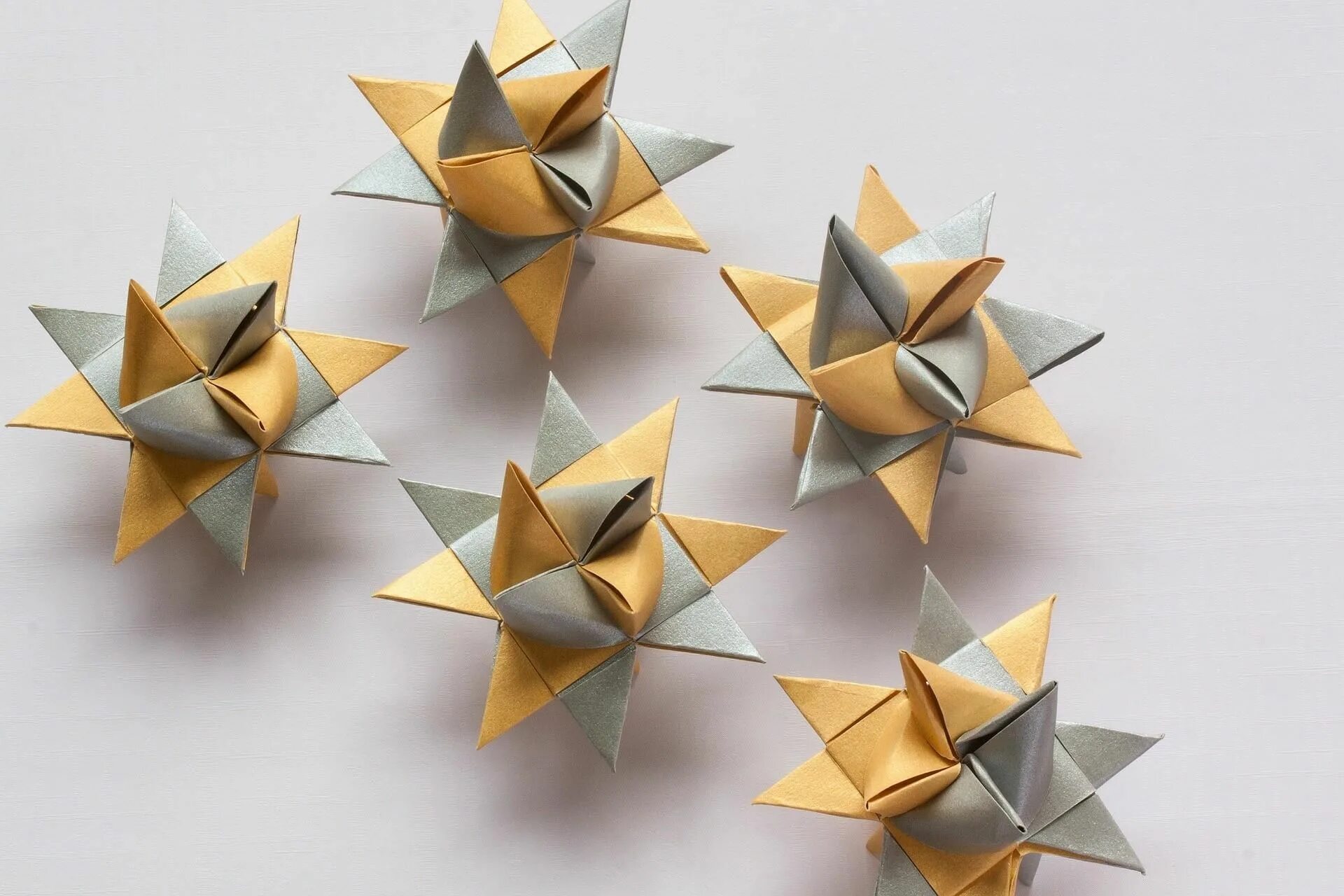 Оригами модели. Оригами. Искусство оригами. Оригами фото. Оригами солнце.