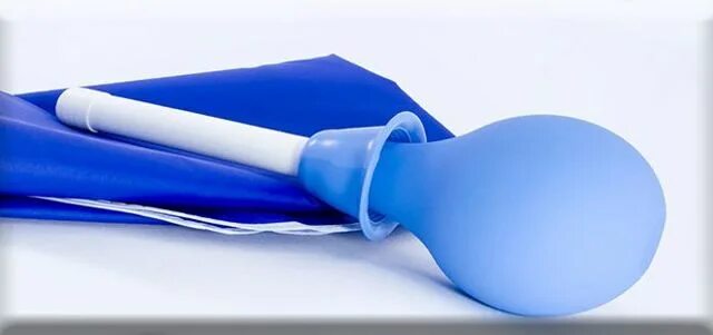 Набор для спринцевания для женщин. Спринцевание при цистите. Спринцевание. Мирамистин шпринцоваться. Раствор фурацилина для подмывания.