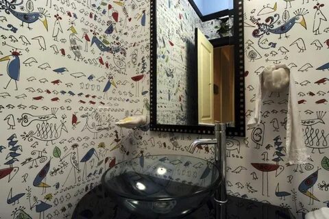 Веселая стена