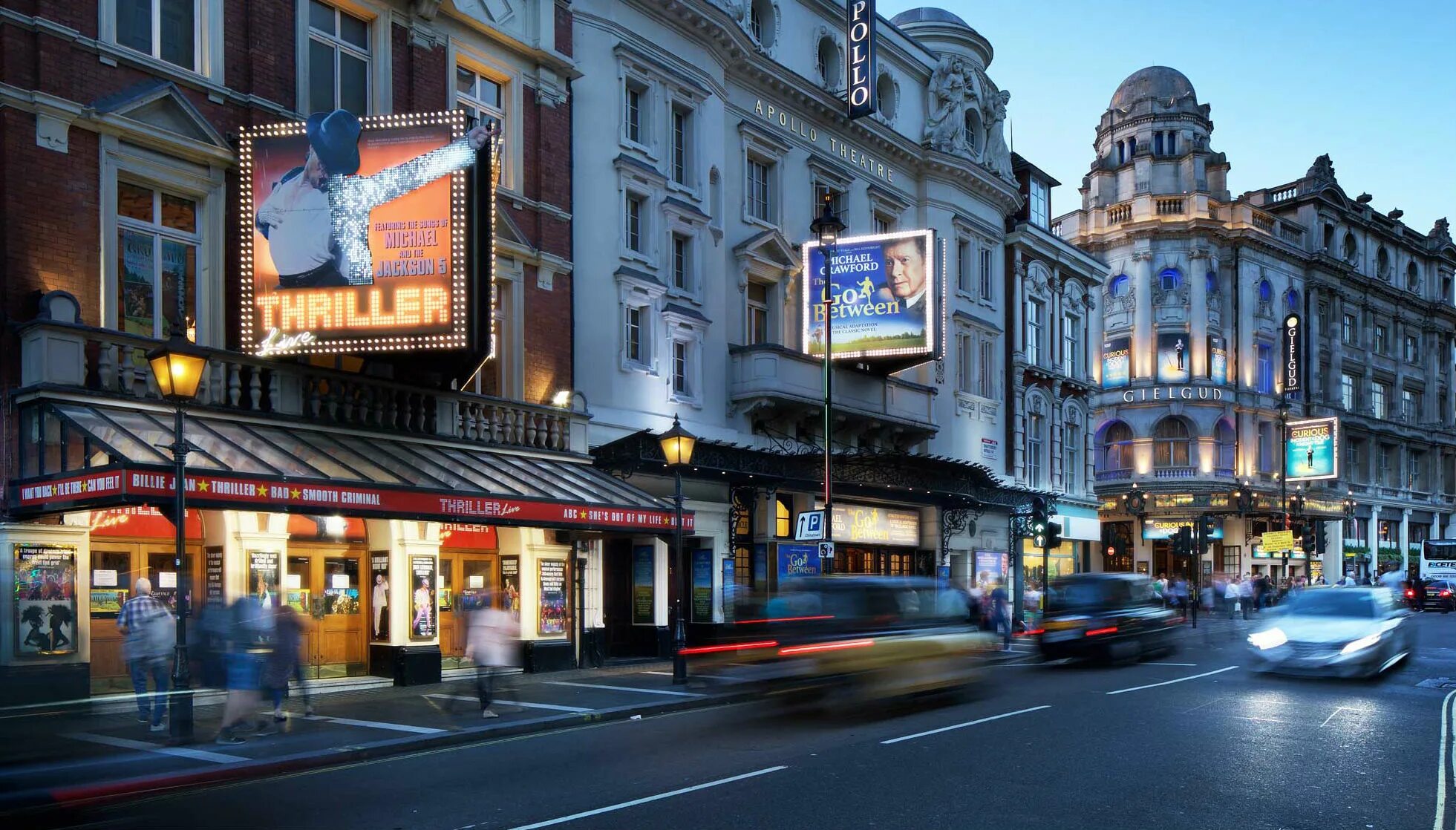 Лондон запад. Уэст энд Лондон. Район the West end в Лондоне. West end London достопримечательности. Сити (the City), Вестминстер (Westminster), Вест-энд (the West-end), Ист-энд (the East-end)..