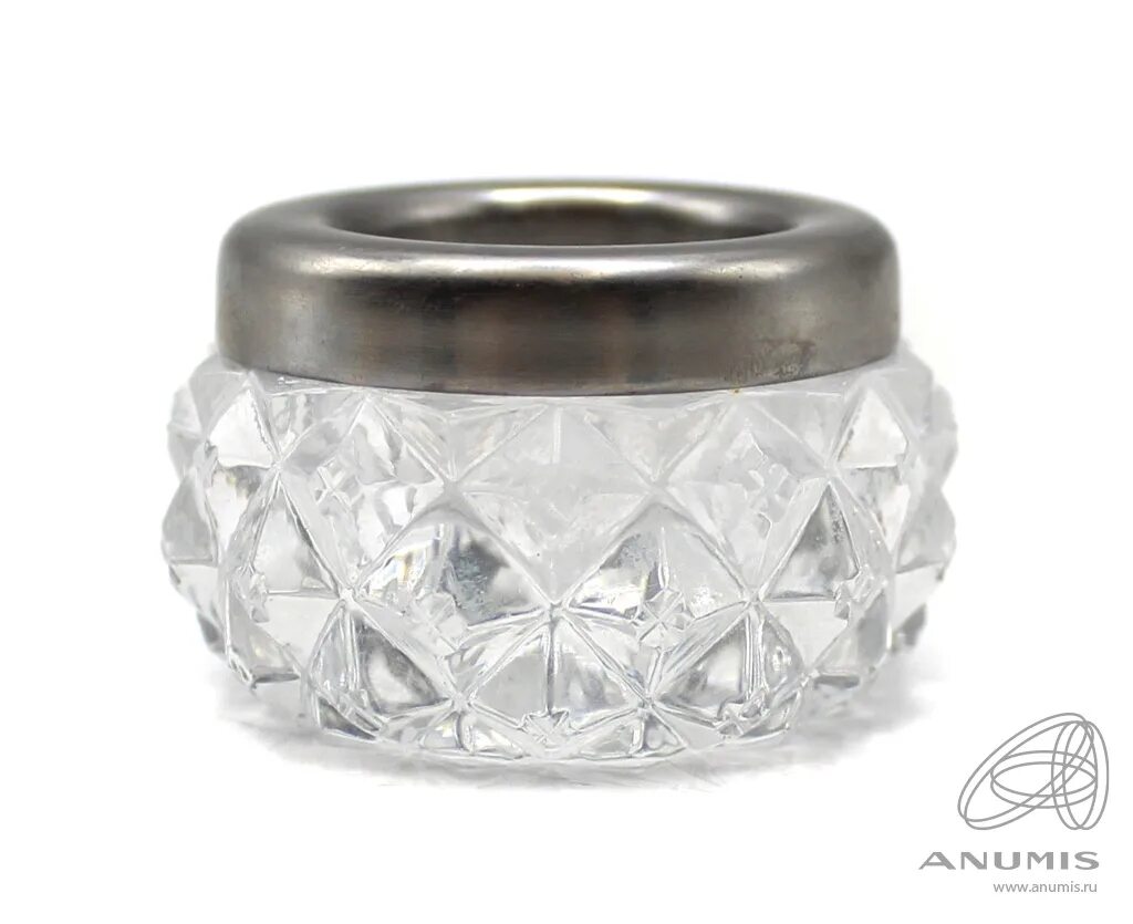 Хрустальные вазы ссср. Хрустальная конфетница с металлической ручкой. Ваза с металлической решеткой для цветов. Хрустальная конфетница с мельхиоровым ободком. Хрустальная конфетница с металлическим ободком.